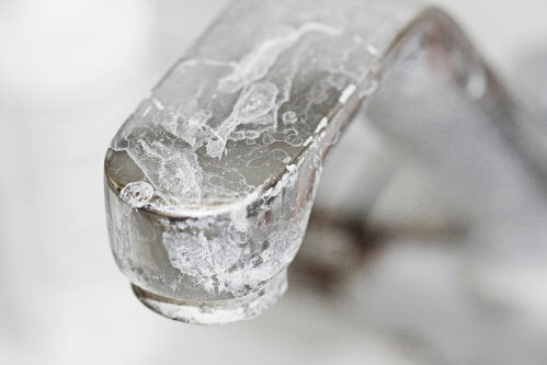 How to Clean a Faucet Head to Remove Buildup and Hard Water Spots